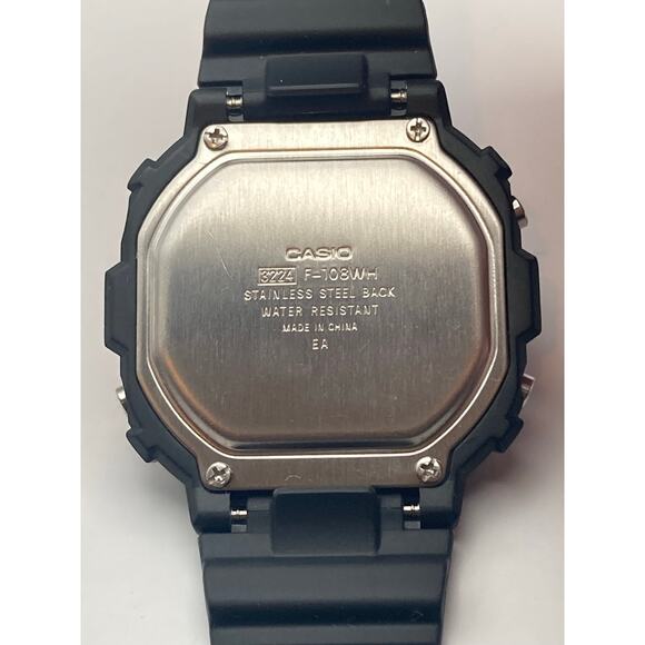 Casio F-108WH Illuminator Mens Digital Multifunction Watch 42mm Adjustable Band - Picture 4 of 7